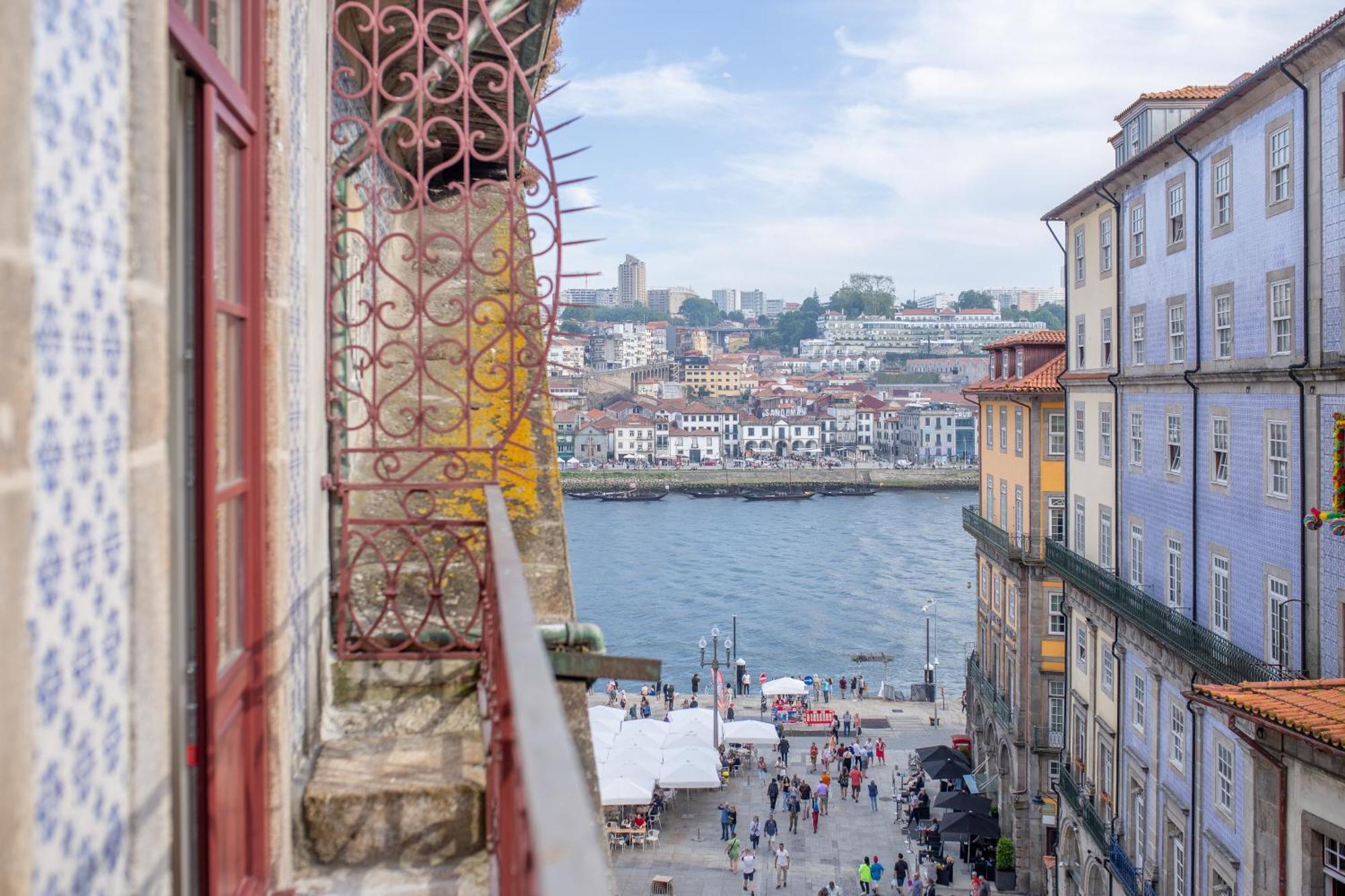 Vc Heritage Ribeira Porto Luaran gambar