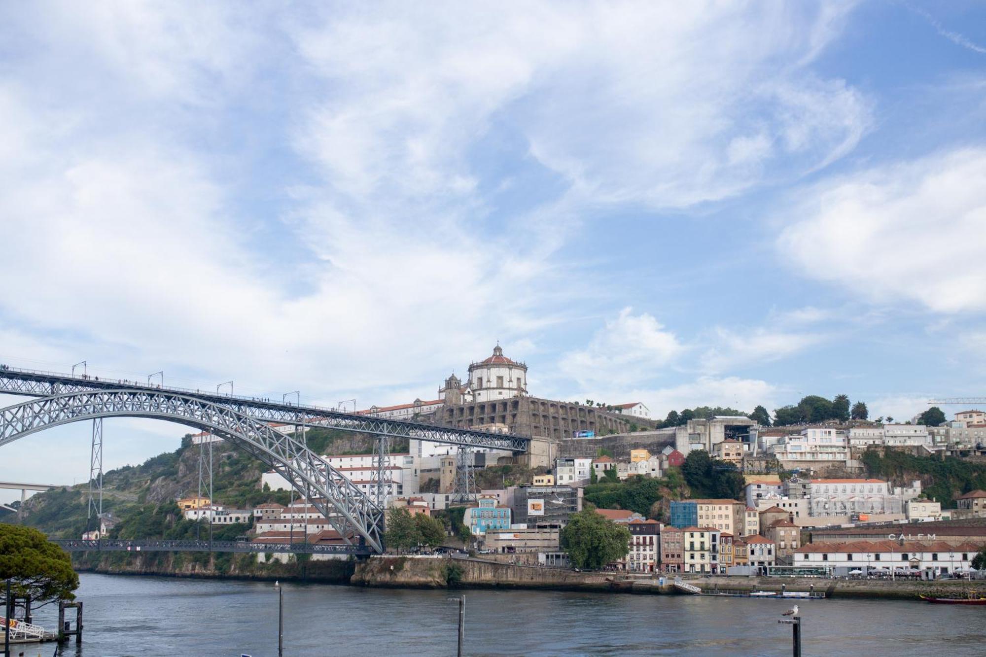 Vc Heritage Ribeira Porto Luaran gambar